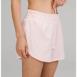NWT Lululemon Track That MR short 5” lined